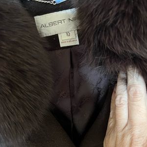 Vintage Beautiful brown wool coat w fox  trim worn once for occasion.